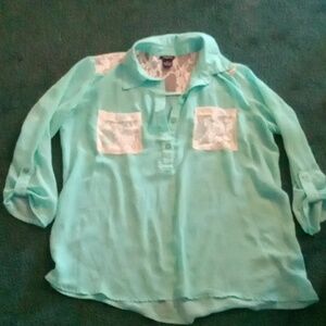 Medium half sleeve sheer over shirt